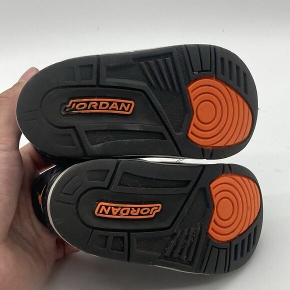 Kids Size 7 C Nike Air Jordan 3 Retro DM0968-080 Gray Lace-Up Sneaker Shoes - Picture 7 of 8